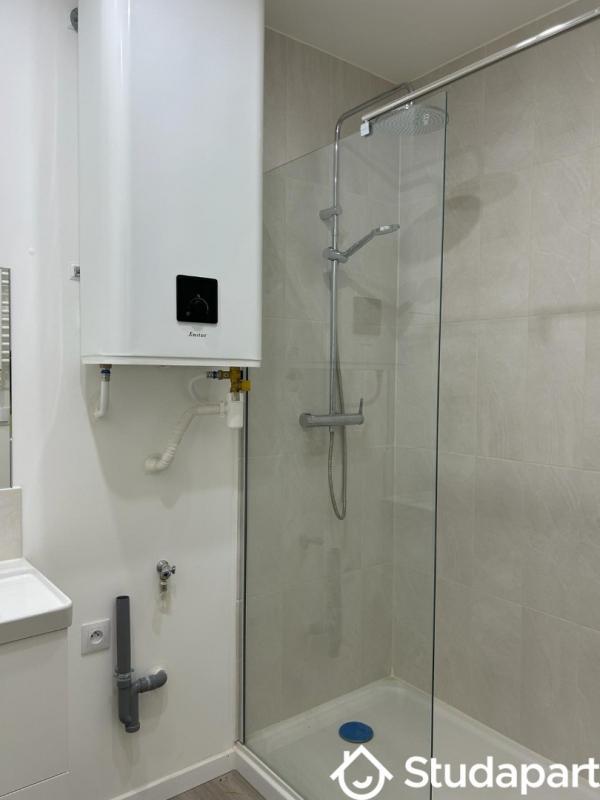 Chambre - 13 m² - 1 pièce