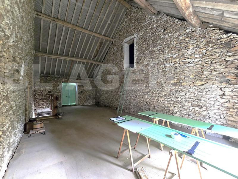 Maison en pierre - 135 m² - 6 pièces