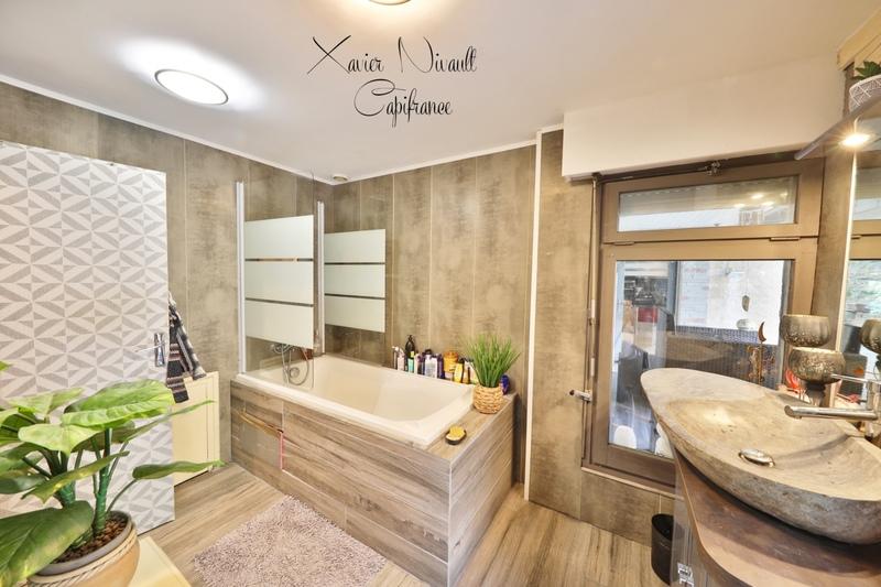 Maison - 185 m² - 5 pièces