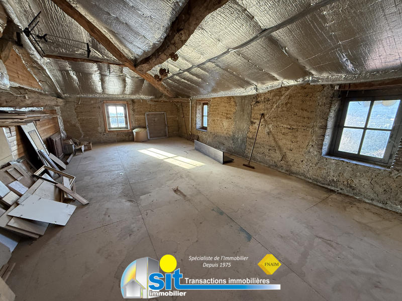 Maison - 186 m² - 7 pièces