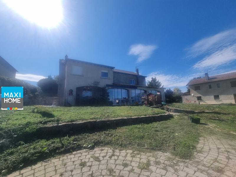 Villa - 262 m² - 9 pièces