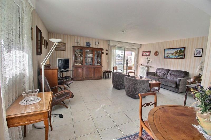 Appartement - 94 m² - 3 pièces