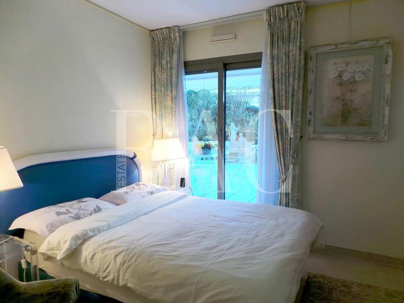 Appartement - 100 m² - 4 pièces