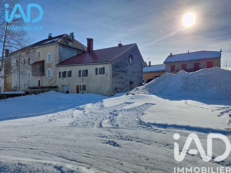 Maison - 260 m² - 7 pièces