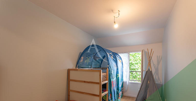 Maison - 104 m² - 6 pièces