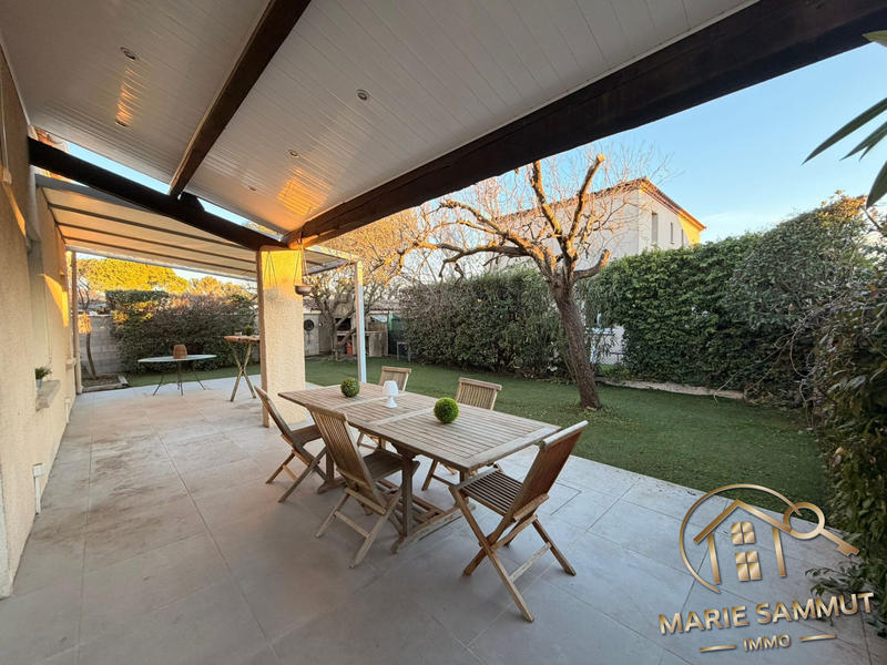 Maison traditionnelle - 163 m² - 5 pièces