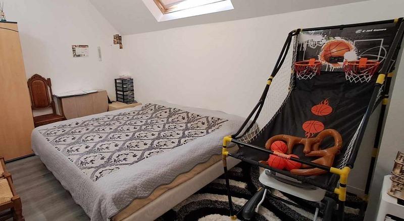 Maison - 200 m² - 7 pièces