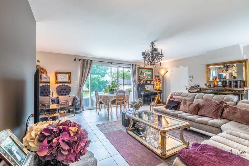 Appartement - 117 m² - 4 pièces