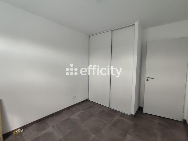 Maison - 97 m² - 4 pièces