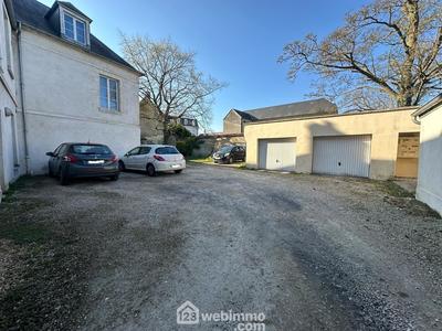 Immeuble - 341 m² - 16 pièces