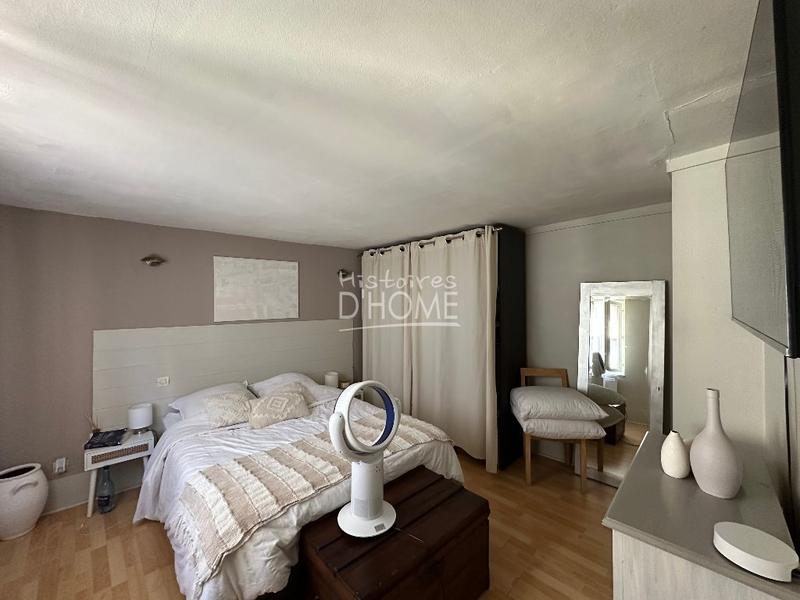 Immeuble - 140 m² - 6 pièces