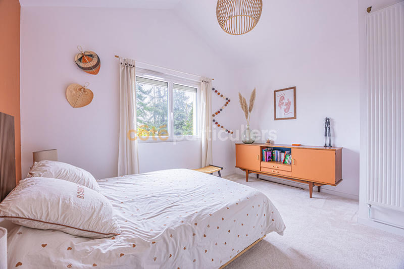 Maison - 180 m² - 8 pièces