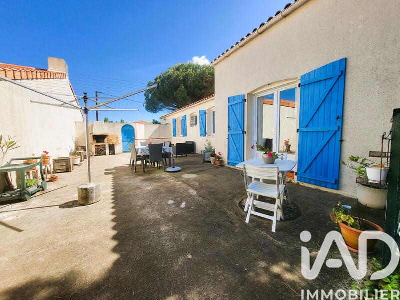 Maison - 95 m² - 4 pièces