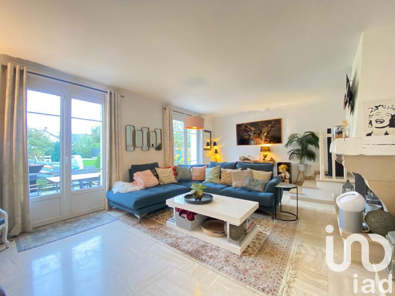 Maison - 143 m² - 6 pièces