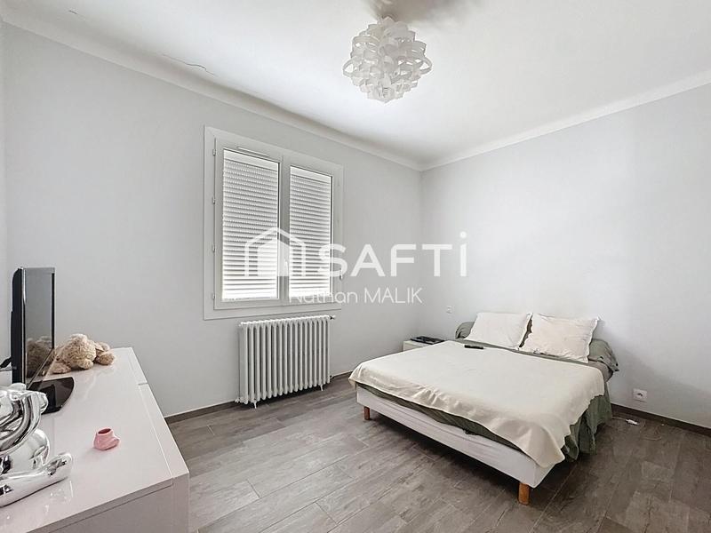 Maison - 180 m² - 5 pièces