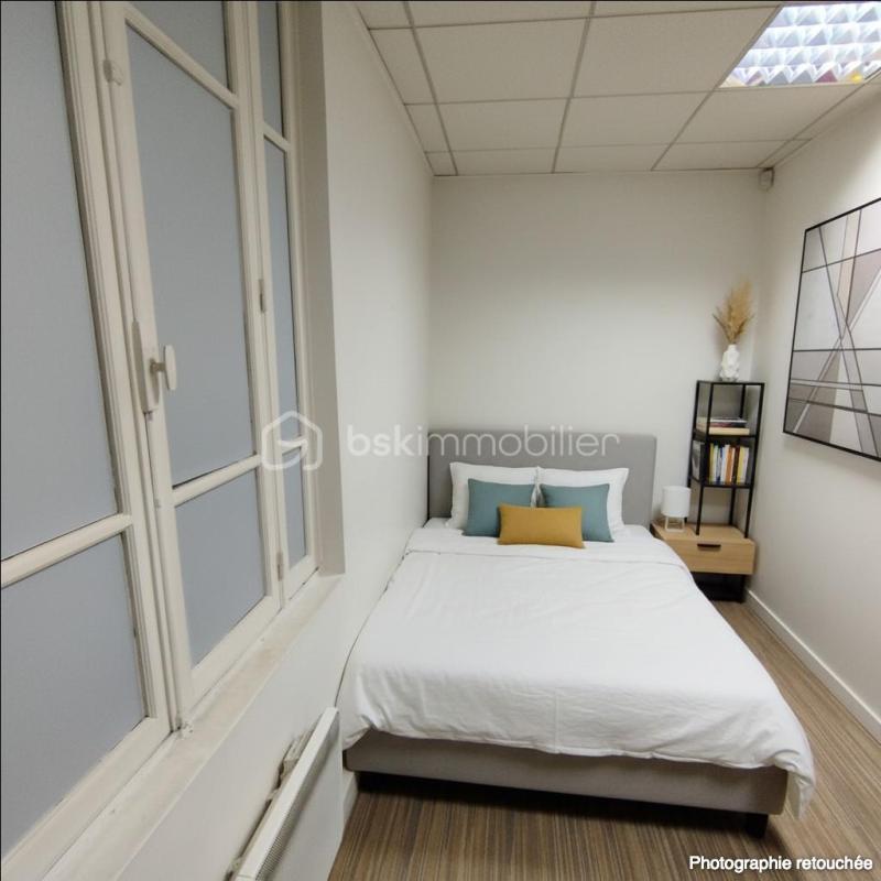 Atelier d'activités - 185 m² - 7 pièces