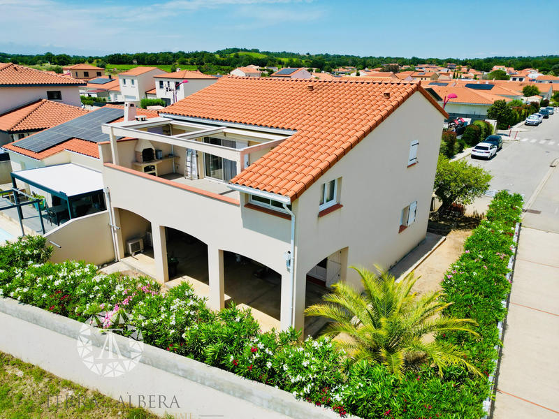Villa - 107 m² - 4 pièces