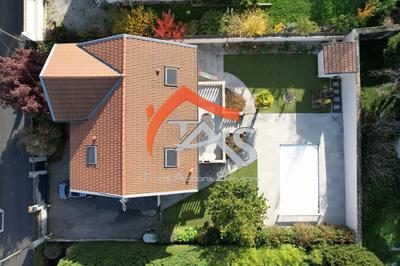 Maison - 135 m² - 6 pièces