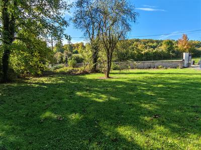 Terrain constructible - 1 235 m²