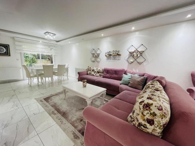 Maison - 107 m² - 4 pièces