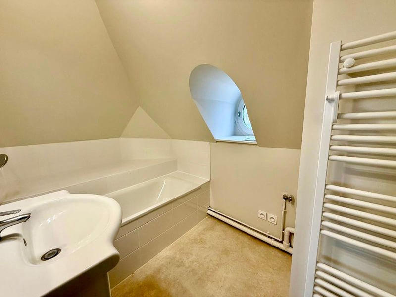 Appartement - 76 m² - 4 pièces