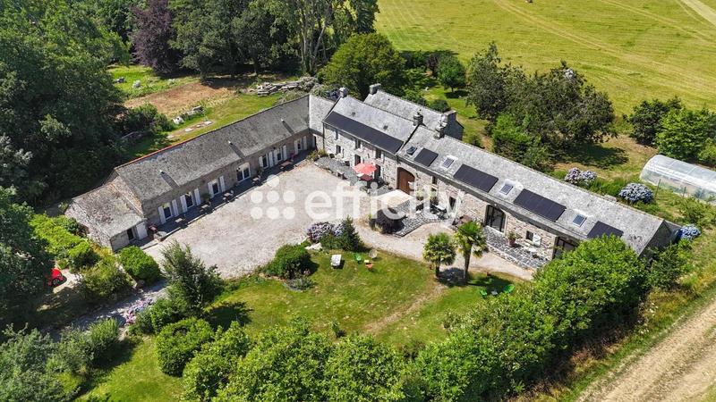 Propriété - 466 m² - 20 pièces