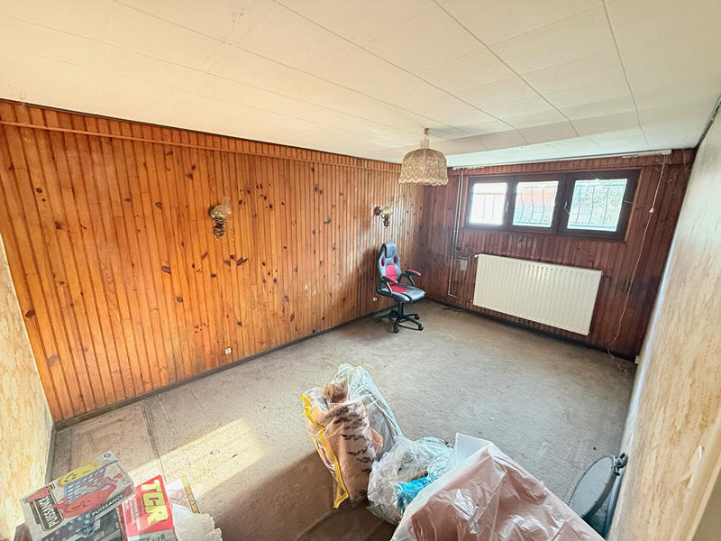 Maison - 121 m² - 7 pièces