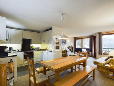 Appartement - 109 m² - 5 pièces