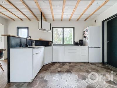 Maison - 120 m² - 4 pièces