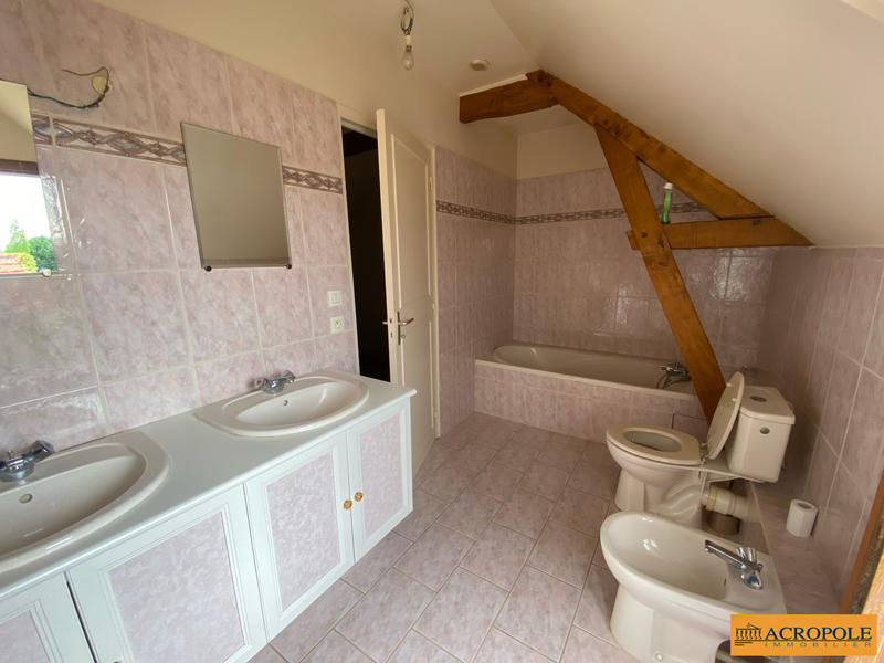 Maison - 112 m² - 5 pièces