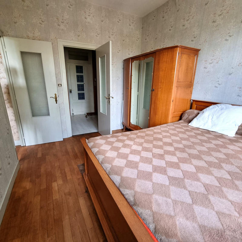 Maison - 92 m² - 5 pièces