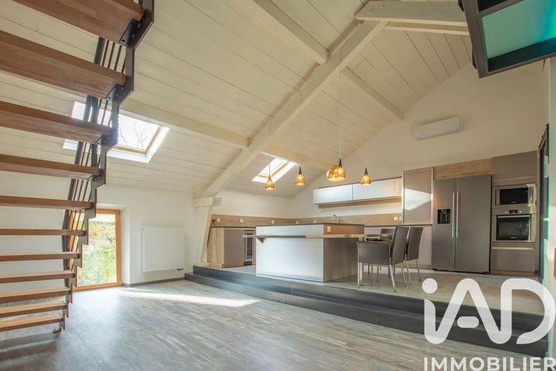 Loft - 165 m² - 6 pièces