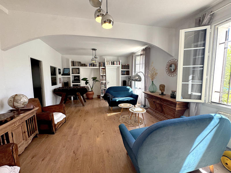 Mas - 225 m² - 10 pièces