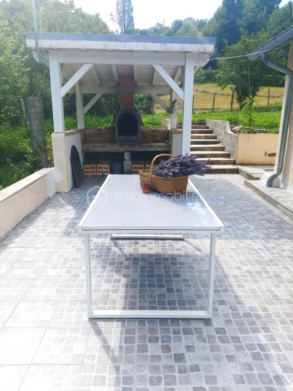 Maison en pierre - 185 m² - 8 pièces