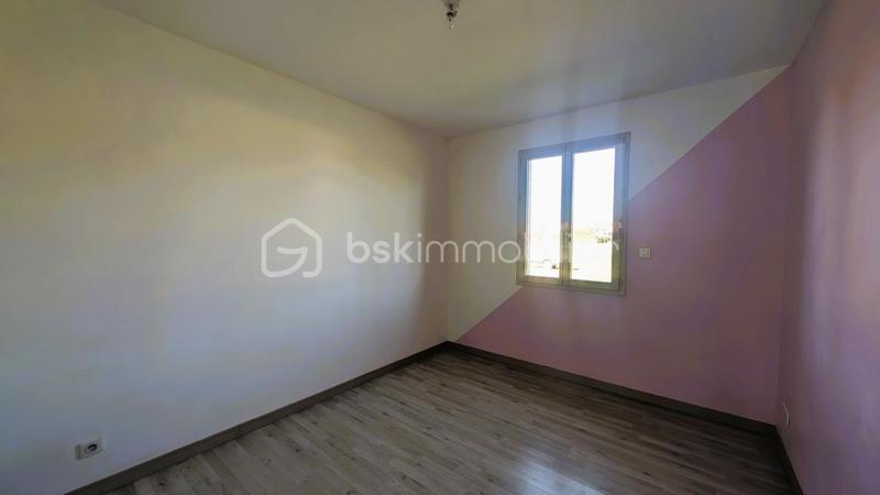 Maison traditionnelle - 176 m² - 8 pièces