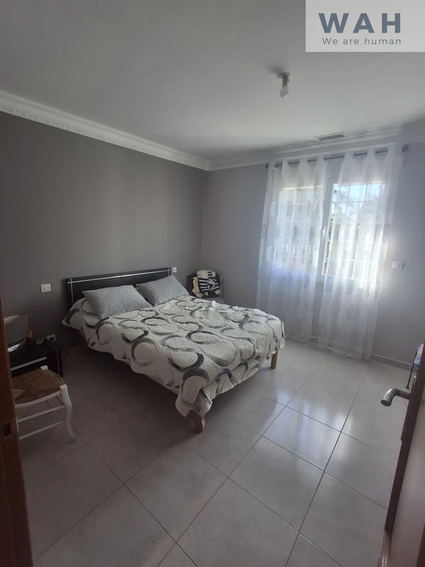 Maison - 180 m² - 4 pièces