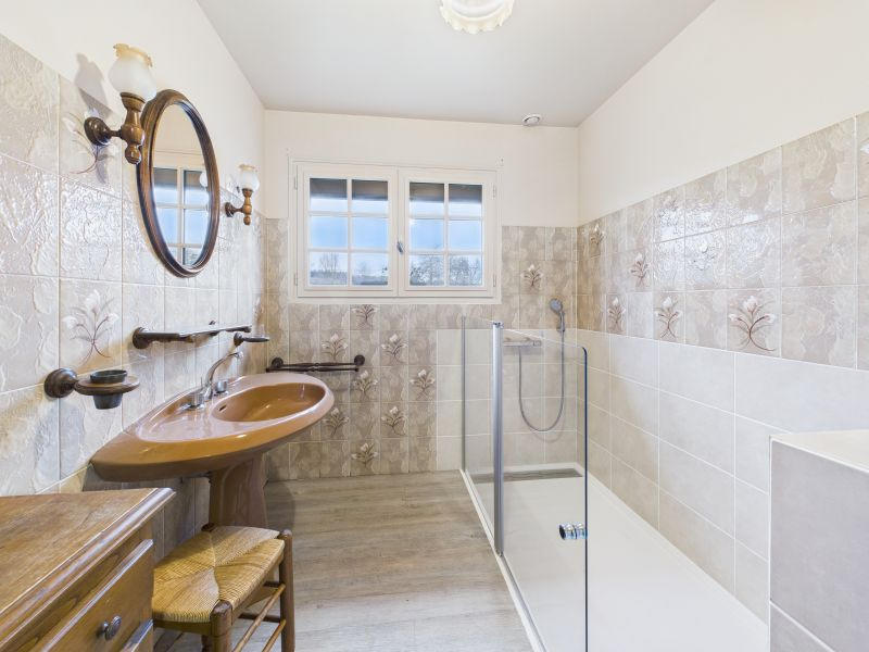 Maison - 170 m² - 6 pièces