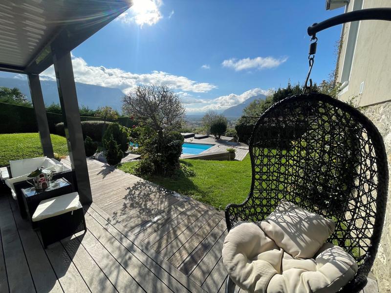 Maison - 436 m² - 11 pièces