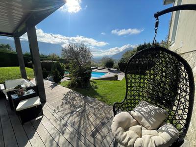 Maison - 436 m² - 11 pièces