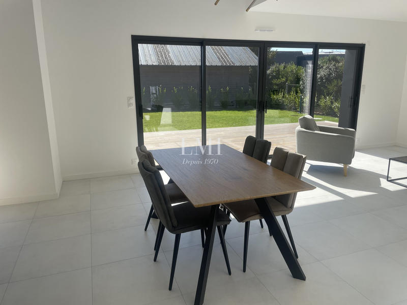 Maison contemporaine - 162 m² - 6 pièces