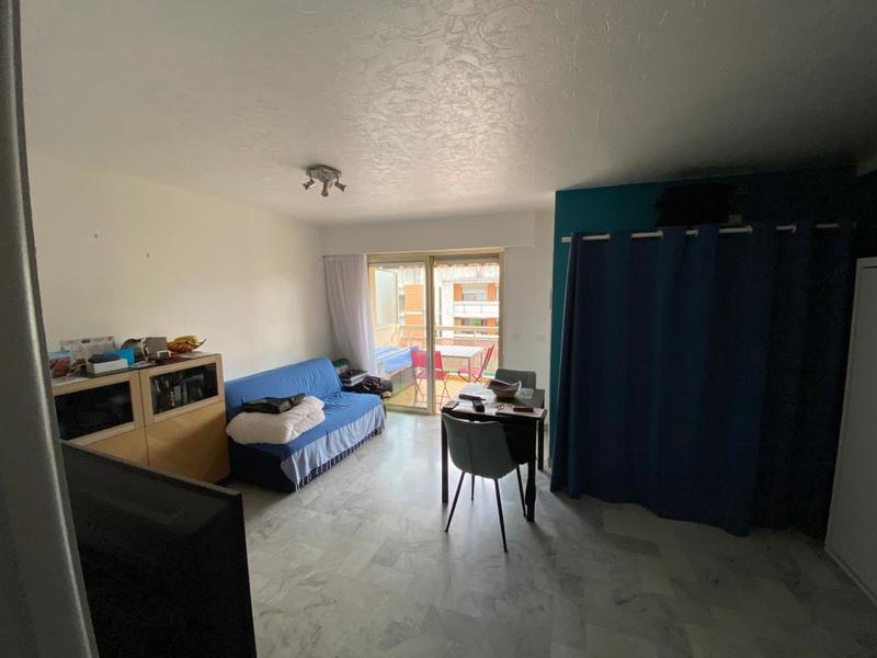 Studio - 28 m² - 1 pièce