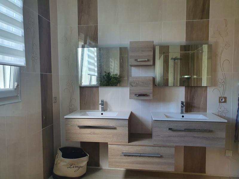 Maison traditionnelle - 120 m² - 4 pièces