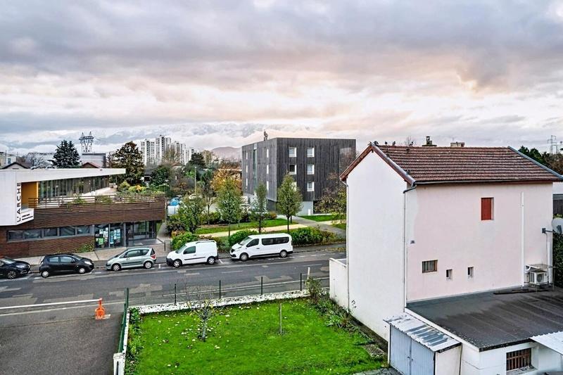 Appartement - 67 m² - 5 pièces