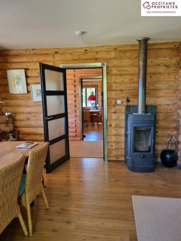 Maison de bois - 180 m² - 5 pièces