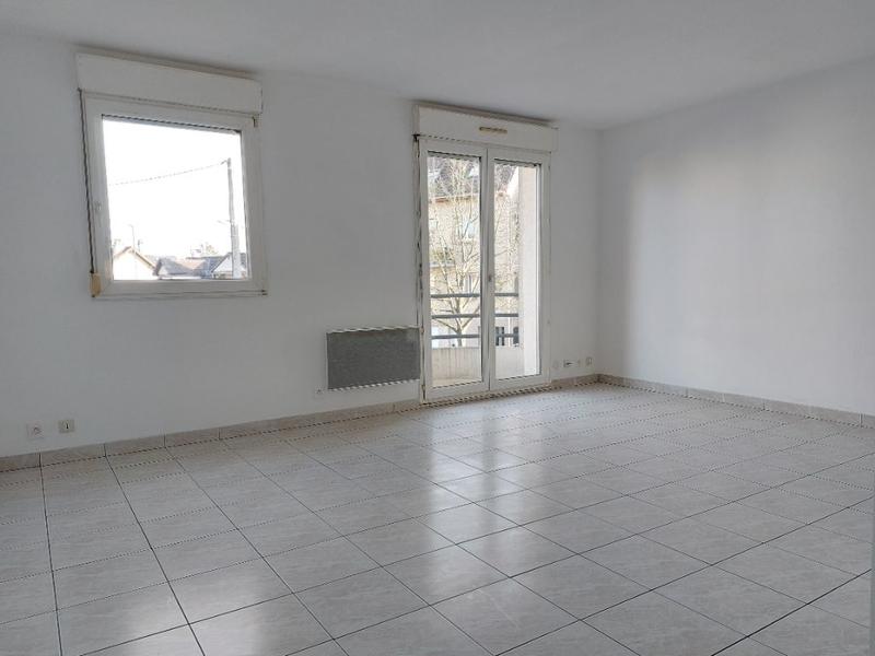 Studio - 30 m² - 1 pièce