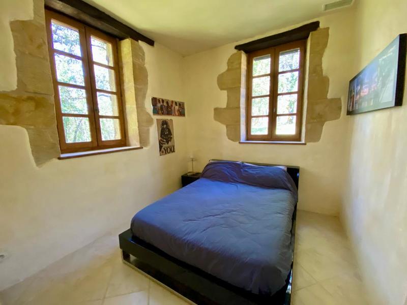 Propriété - 105 m² - 4 pièces