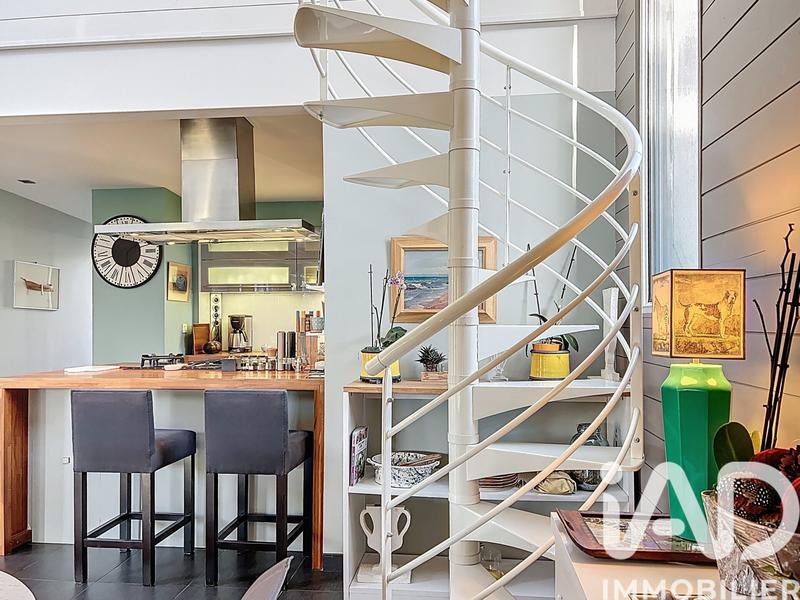 Maison - 170 m² - 9 pièces