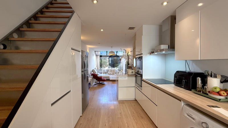 Maison - 91 m² - 5 pièces