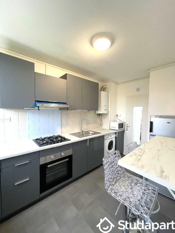 Chambre - 10 m² - 1 pièce