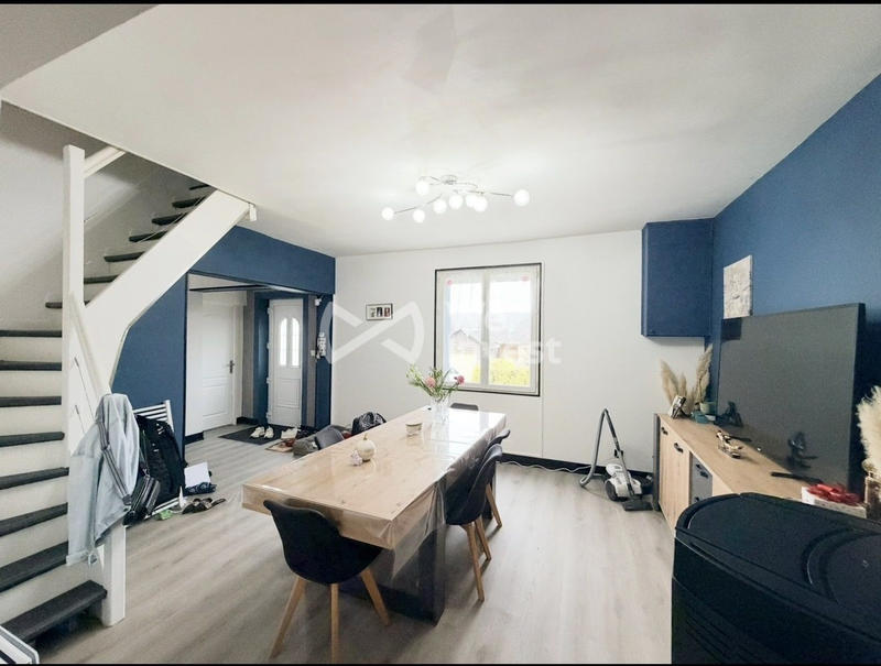 Maison - 101 m² - 5 pièces